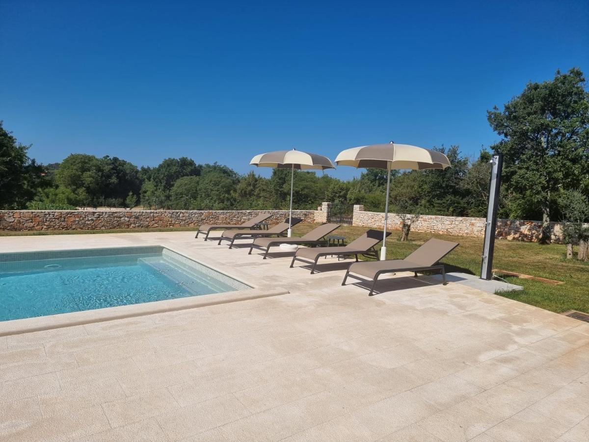 Luxury Villa Serena 2022 - With Heated Pool Cukrici Экстерьер фото