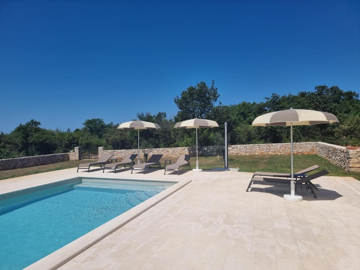 Luxury Villa Serena 2022 - With Heated Pool Cukrici Экстерьер фото