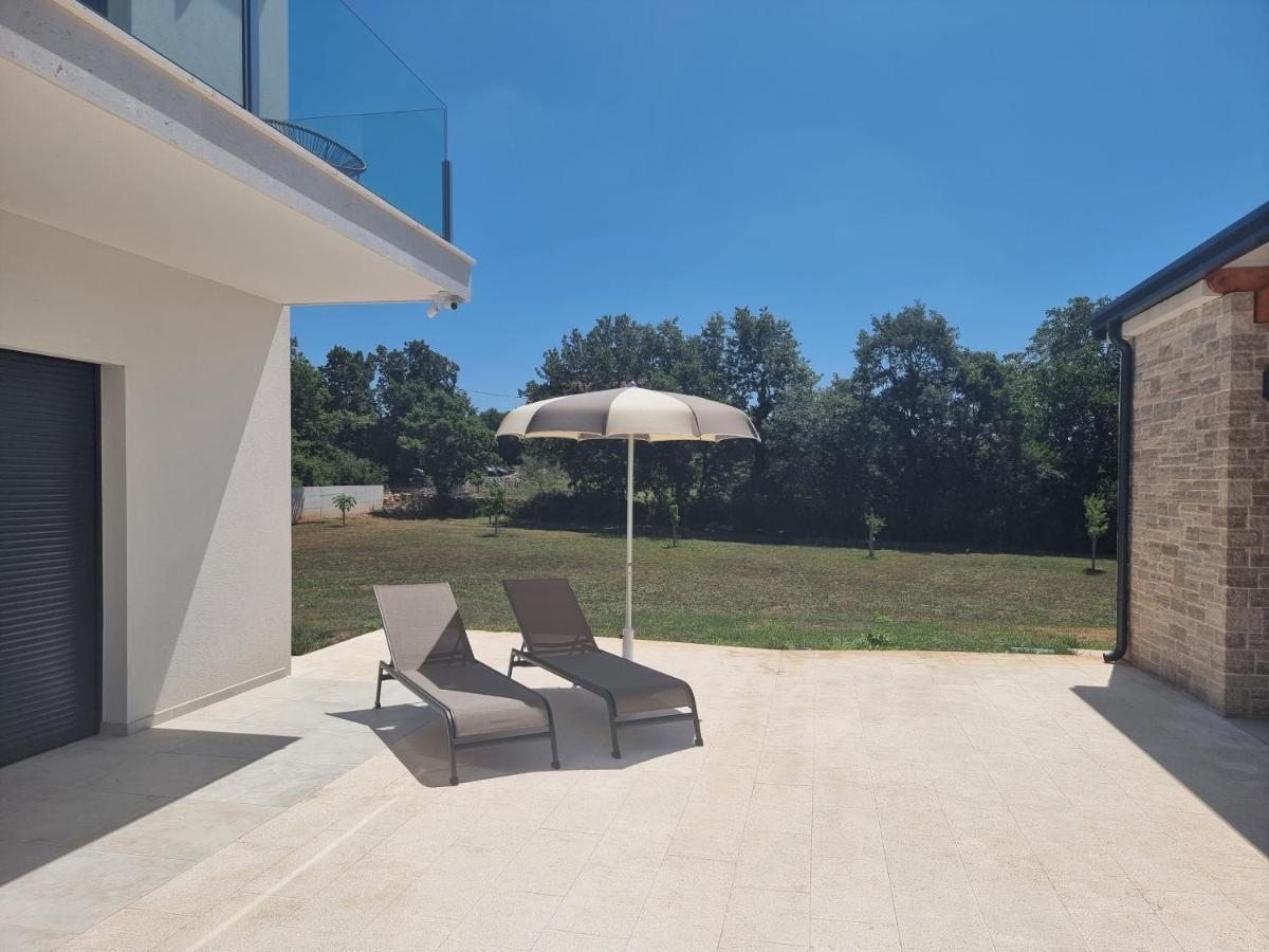 Luxury Villa Serena 2022 - With Heated Pool Cukrici Экстерьер фото